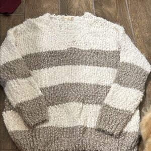 Altar'd State V-Neck Sweater - Cream and Gray